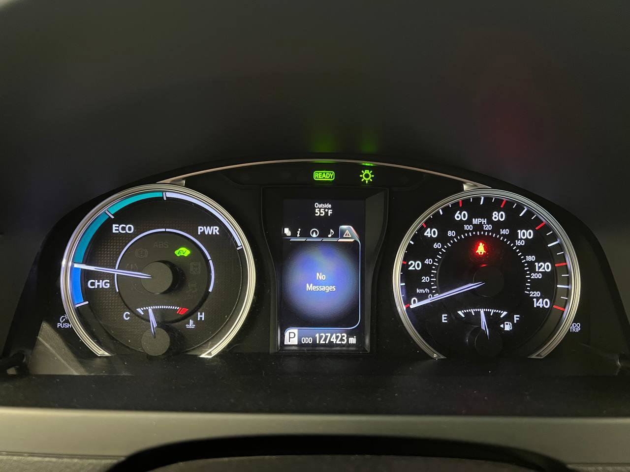 Used 2015 Toyota Camry SE w/ Moonroof Package FWD image 16