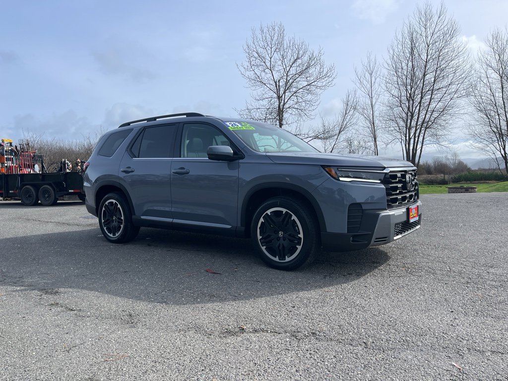 New 2026 Honda Pilot Touring image 8