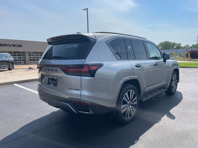 New 2026 Lexus LX 700h Luxury w/ Appearance Package AWD/4WD image 3