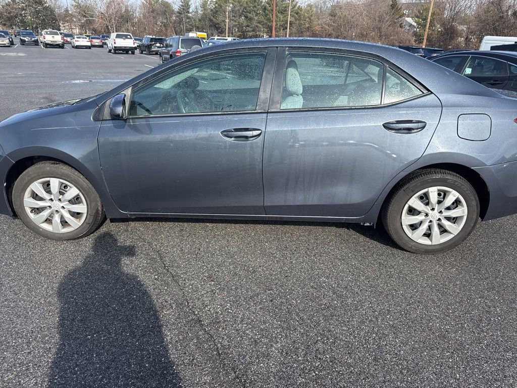 Used 2016 Toyota Corolla LE image 6
