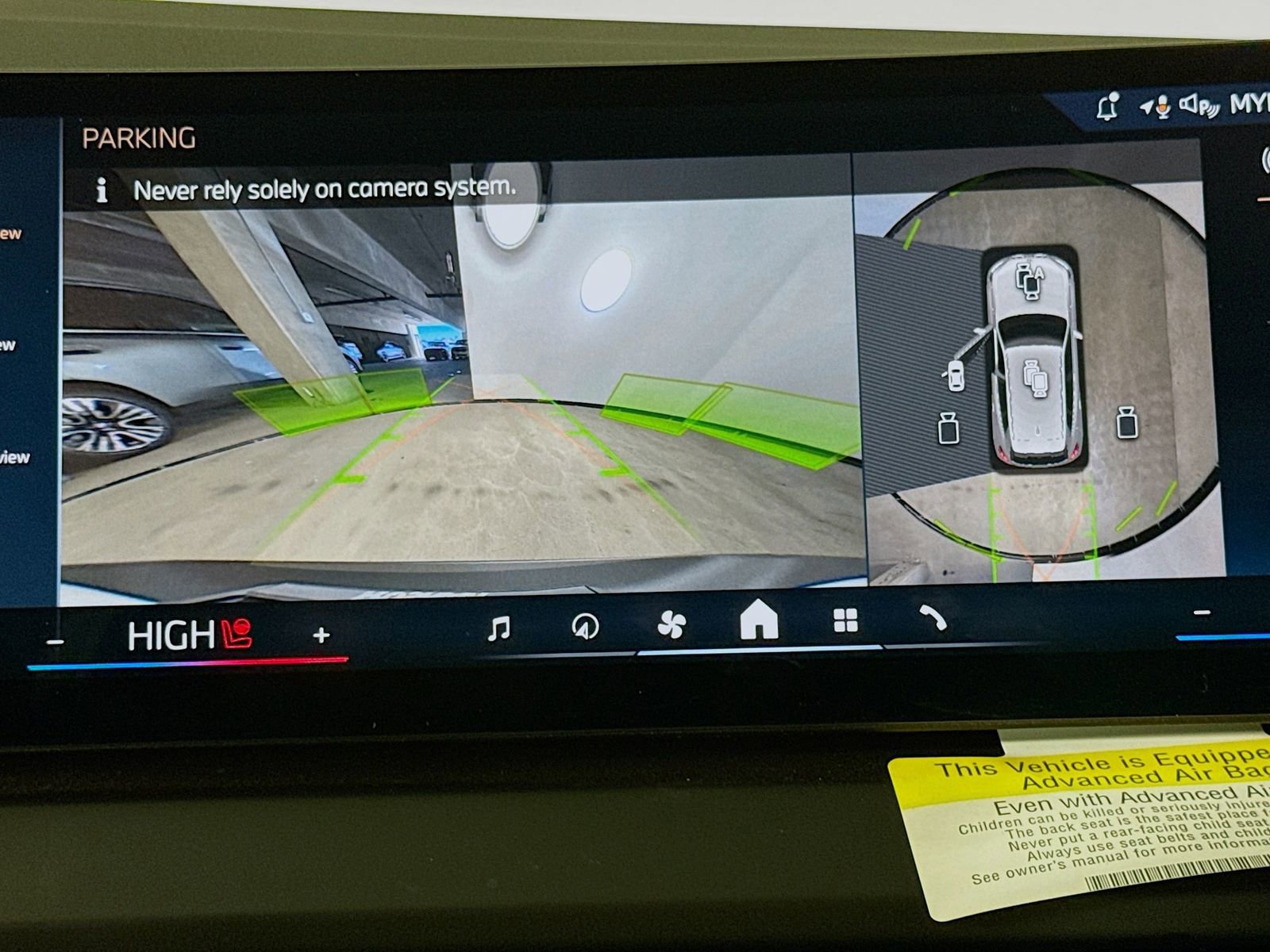 Used 2025 BMW X3 xDrive30i w/ Premium Package image 13