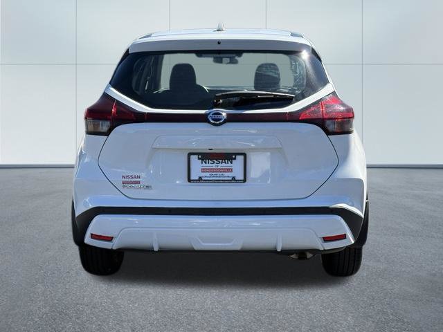 Used 2021 Nissan Kicks S FWD image 10