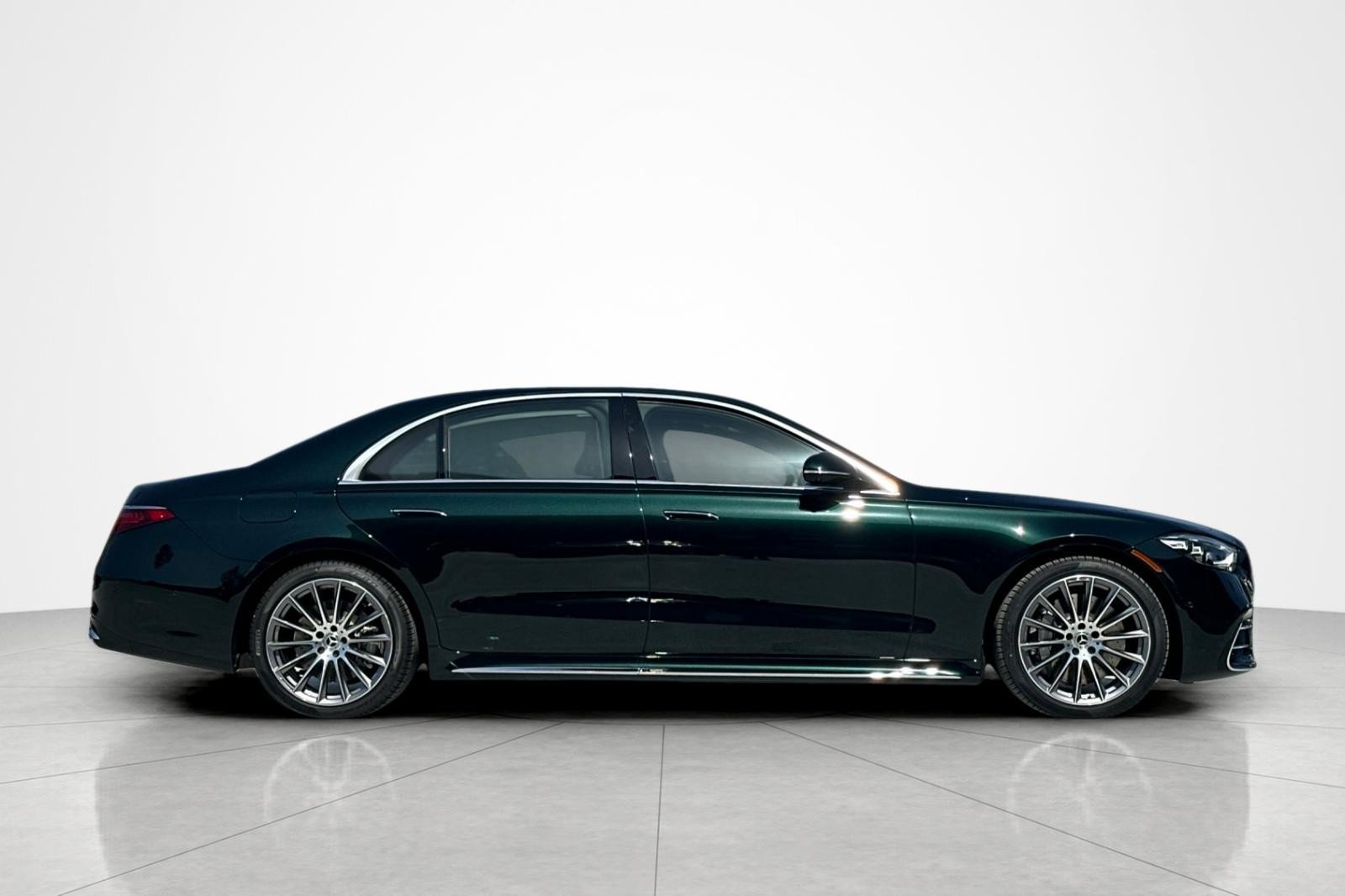 New 2026 Mercedes-Benz S 580 4MATIC Sedan image 6