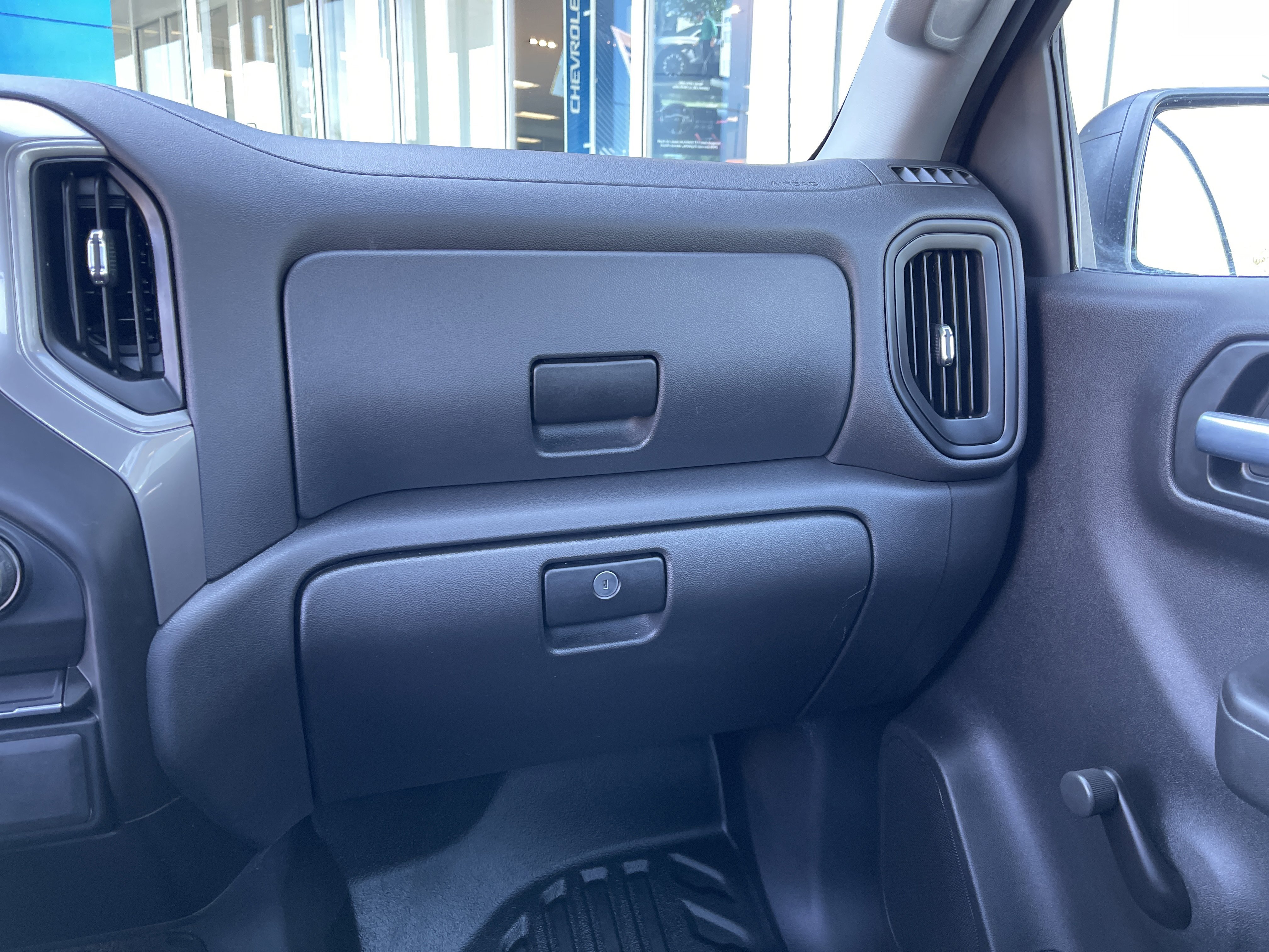 Used 2020 Chevrolet Silverado 1500 W/T image 24