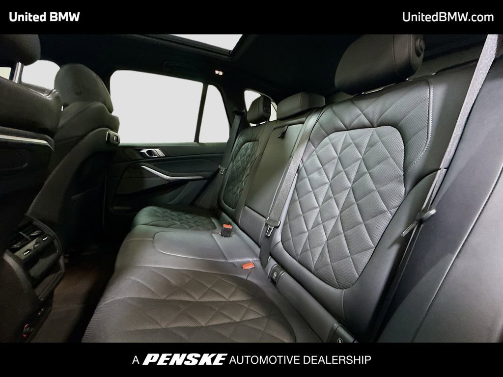 Used 2024 BMW X5 xDrive40i w/ Premium Package AWD/4WD image 13