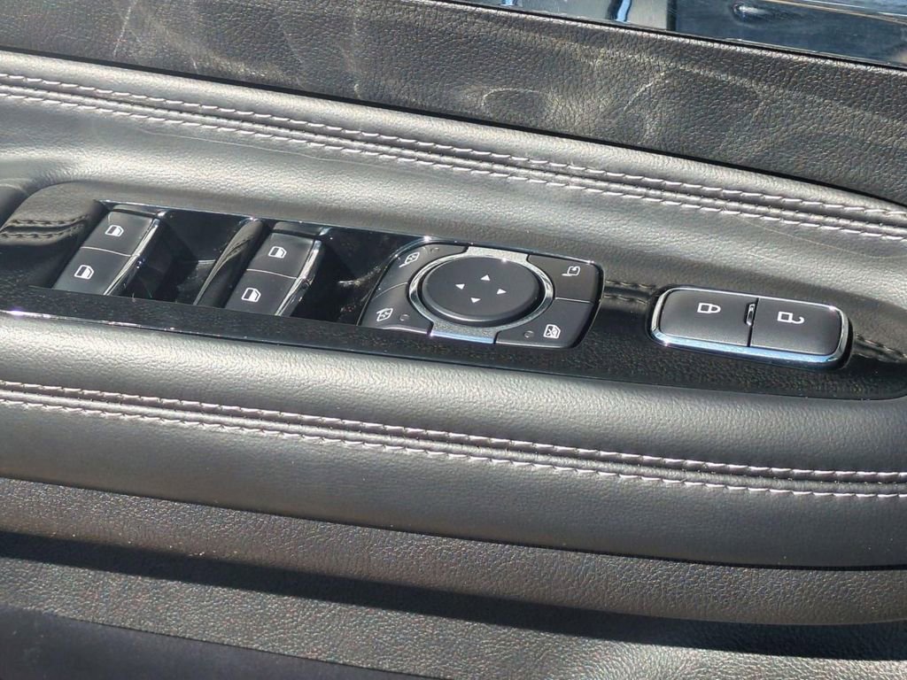 Certified 2023 Lincoln Corsair FWD image 15