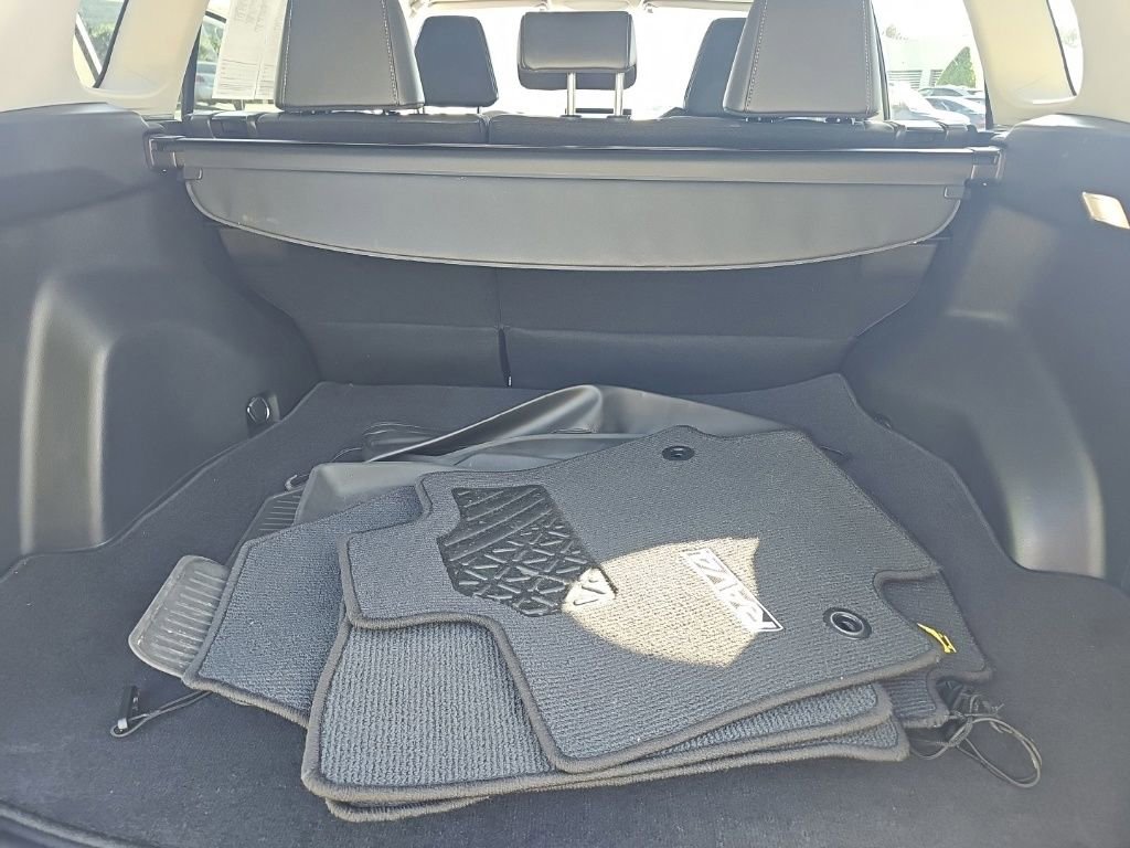 Used 2025 Toyota RAV4 XLE Premium FWD image 31