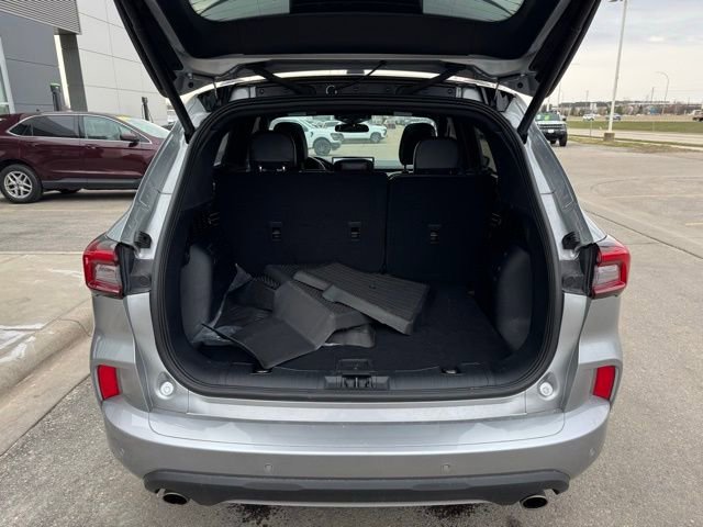 Certified 2023 Ford Escape ST-Line w/ Tech Pack #1 image 37