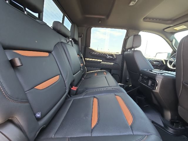 Used 2023 GMC Sierra 1500 AT4 w/ AT4 Premium Package AWD/4WD image 14