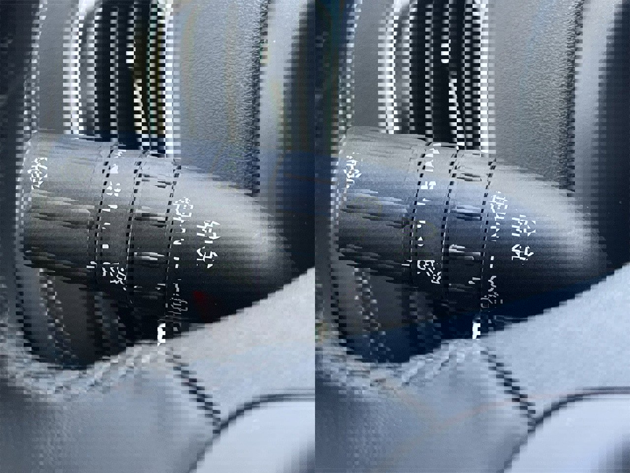 New 2025 Ford Expedition Platinum w/ Stealth Performance Package image 11