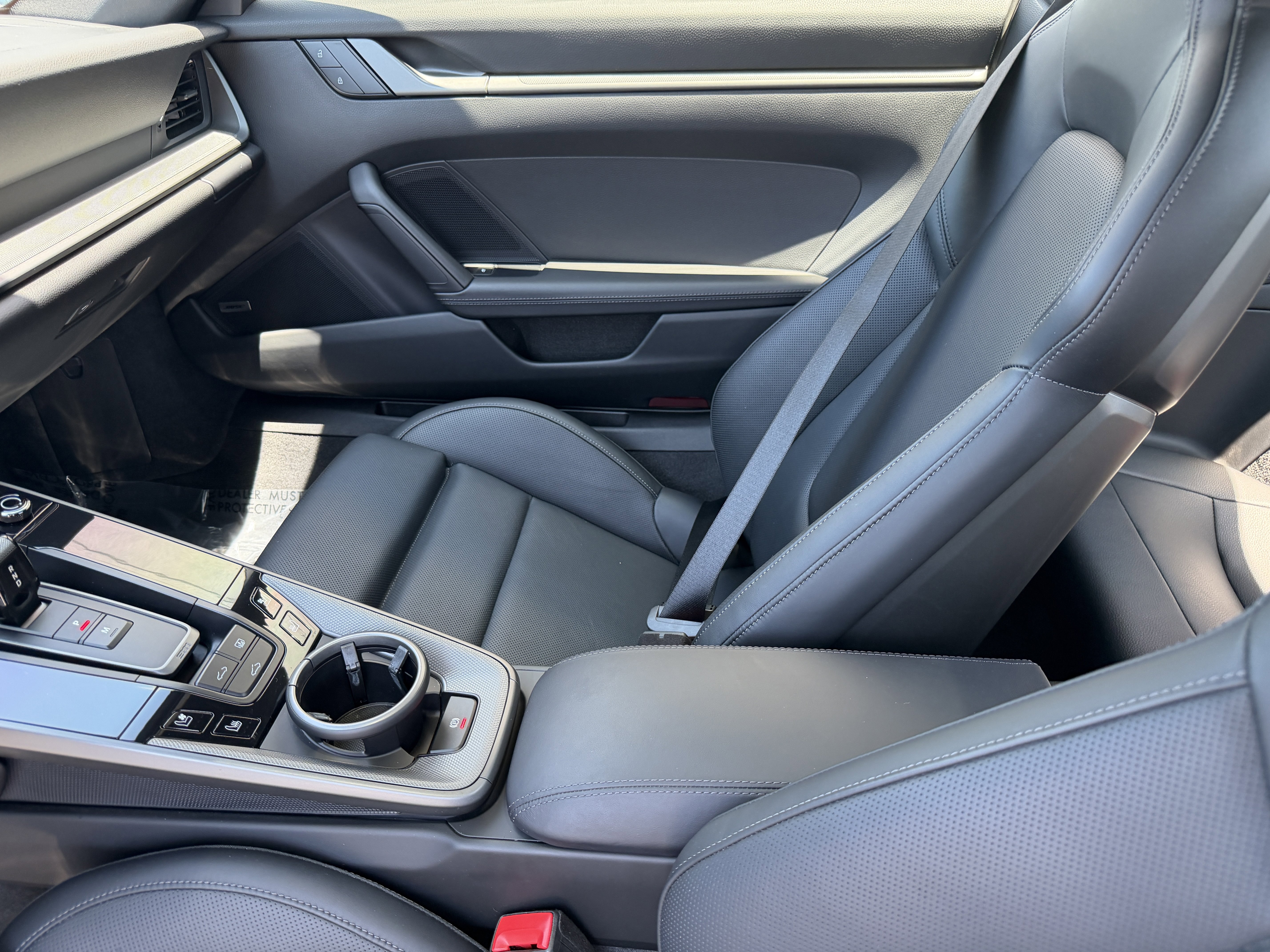 Certified 2024 Porsche 911 Carrera 4 AWD/4WD image 16