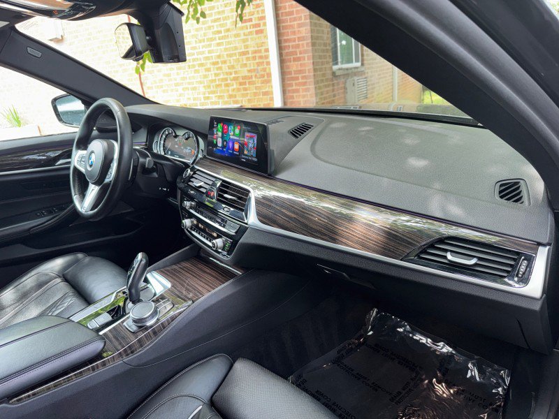 Used 2018 BMW 540i xDrive AWD/4WD image 29