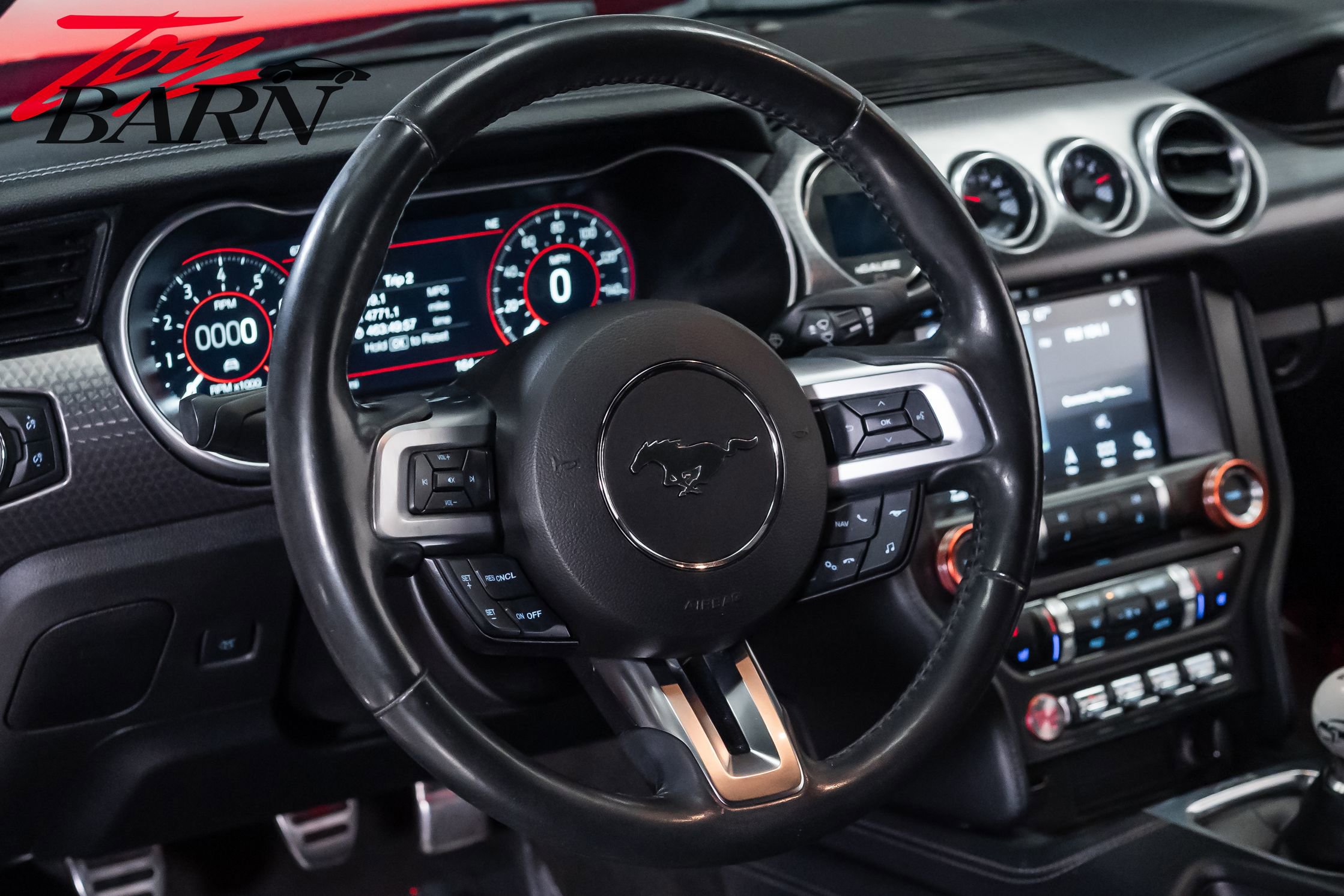 Used 2018 Ford Mustang GT Premium w/ GT Performance Package RWD image 25