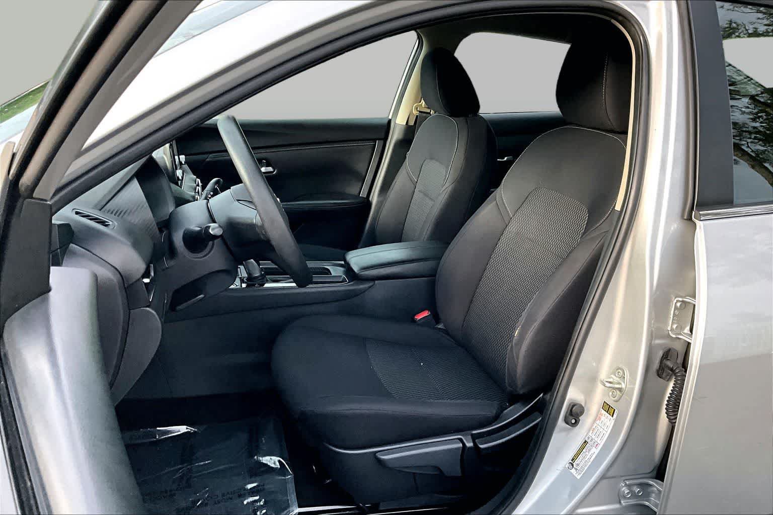 Used 2023 Nissan Sentra S FWD image 8