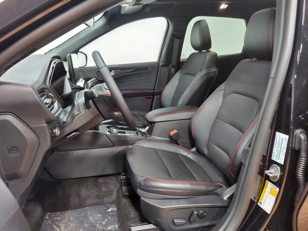 New 2025 Ford Escape ST-Line w/ Tech Pack #1 image 3