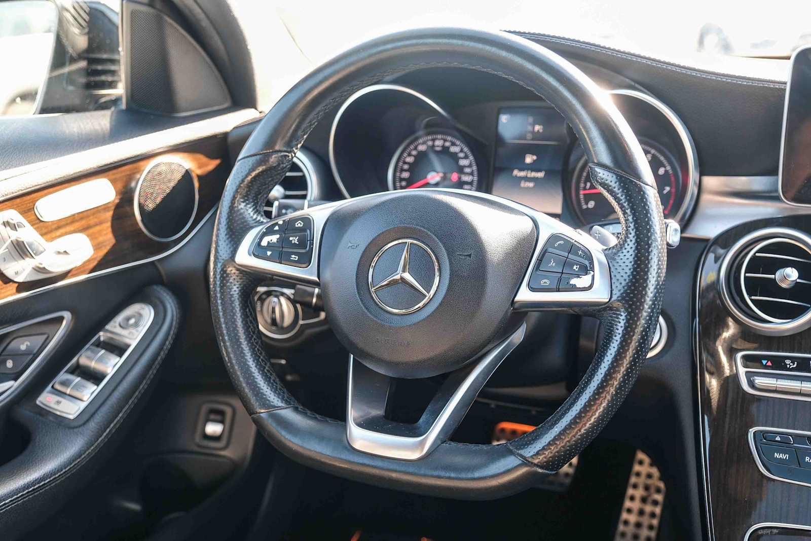 Used 2017 Mercedes-Benz C 300 Sedan image 17