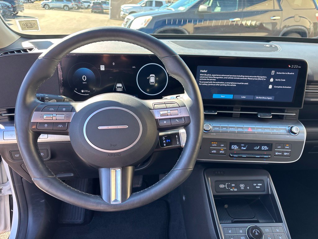 Certified 2025 Hyundai Kona Limited AWD/4WD image 14