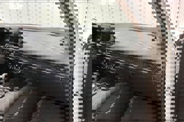 Certified 2023 Honda HR-V LX image 17