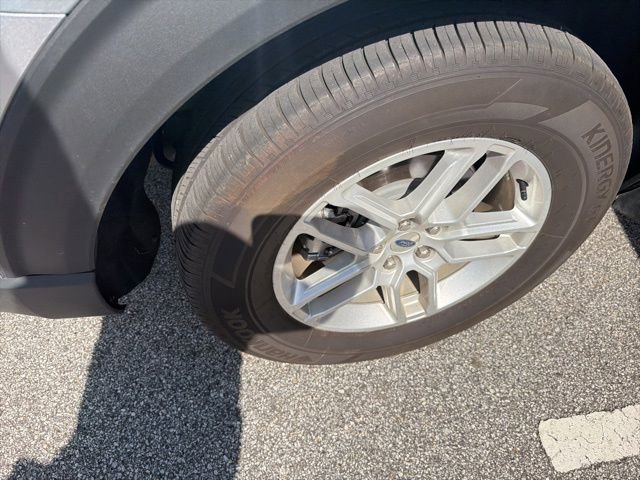 Used 2025 Ford Explorer Active image 17