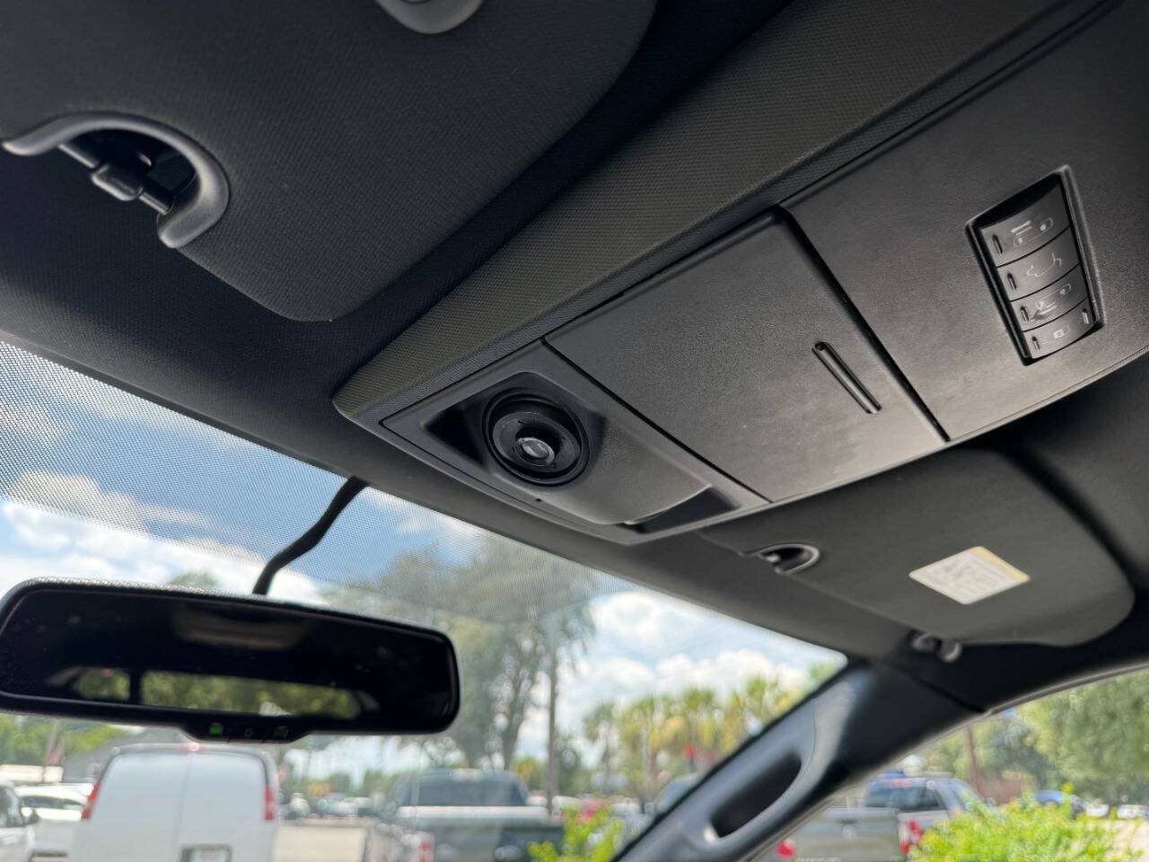 Used 2018 Dodge Grand Caravan GT FWD image 24