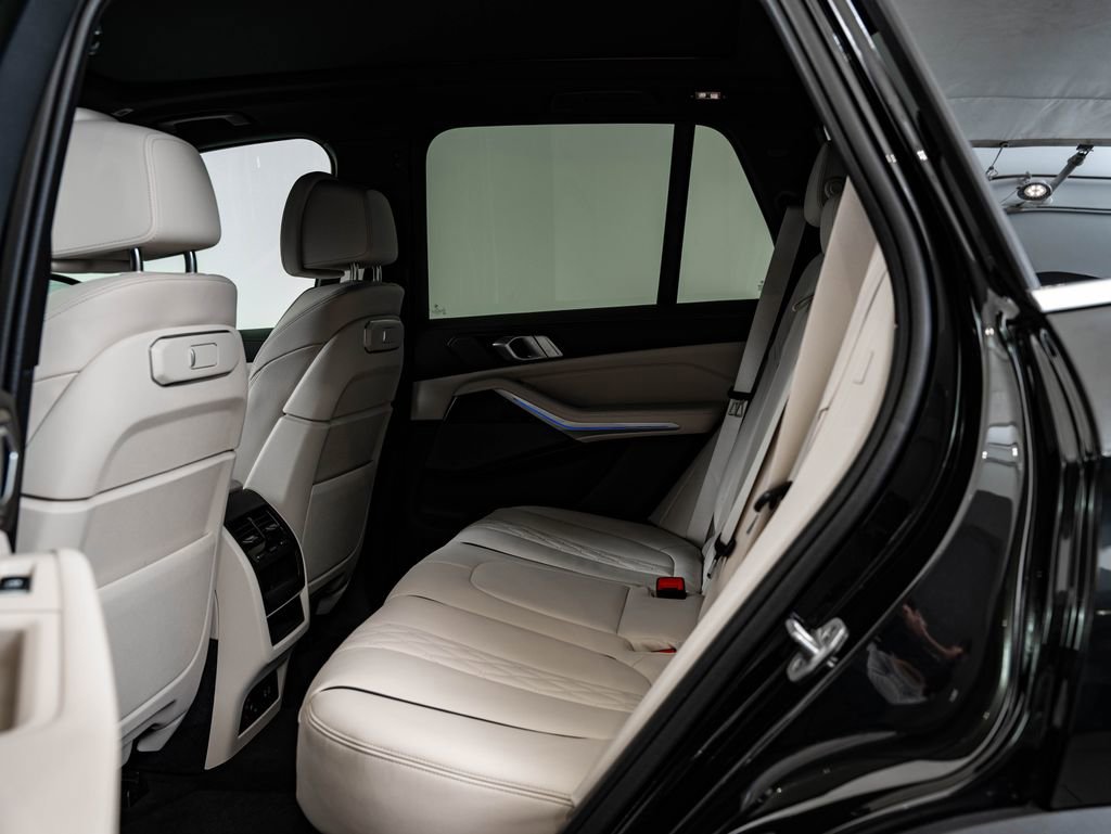 Used 2024 BMW X5 xDrive40i w/ Premium Package image 45