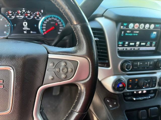 Used 2019 GMC Yukon SLT w/ Graphite Performance Edition AWD/4WD image 19
