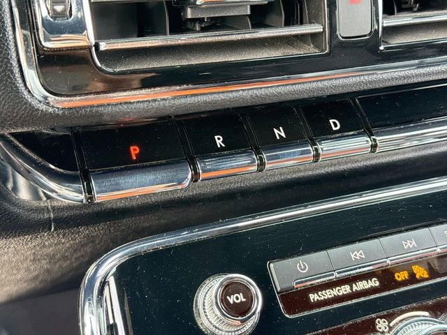 Used 2018 Lincoln Navigator Select AWD/4WD image 20