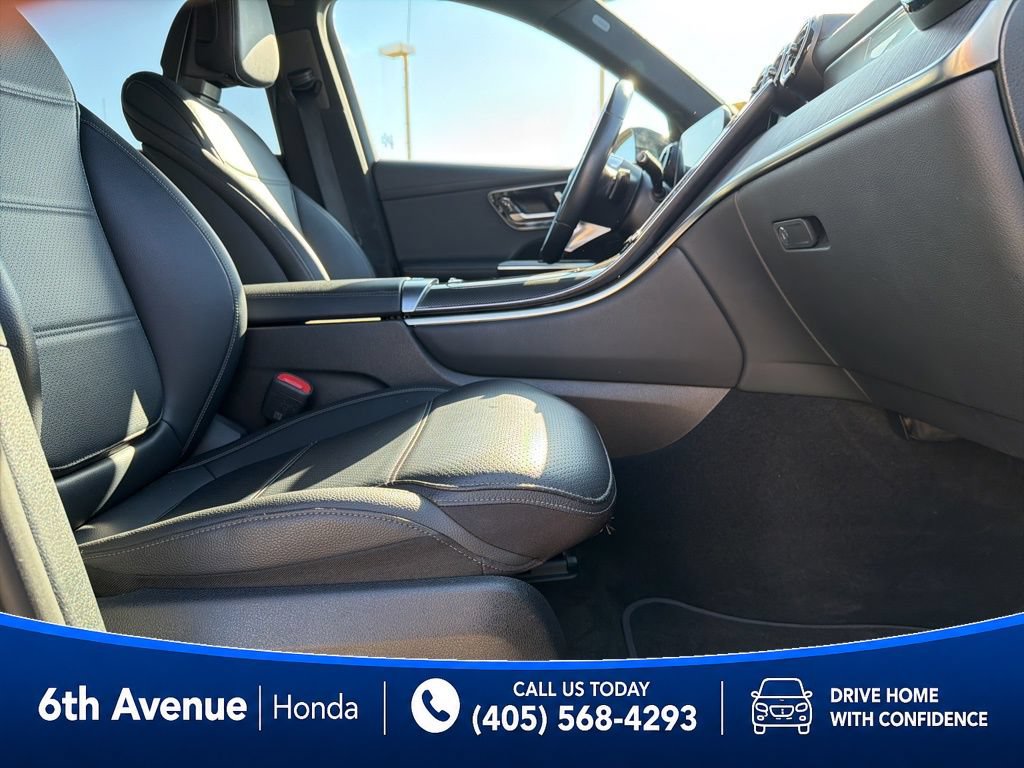 Used 2024 Mercedes-Benz GLC 300 4MATIC image 17