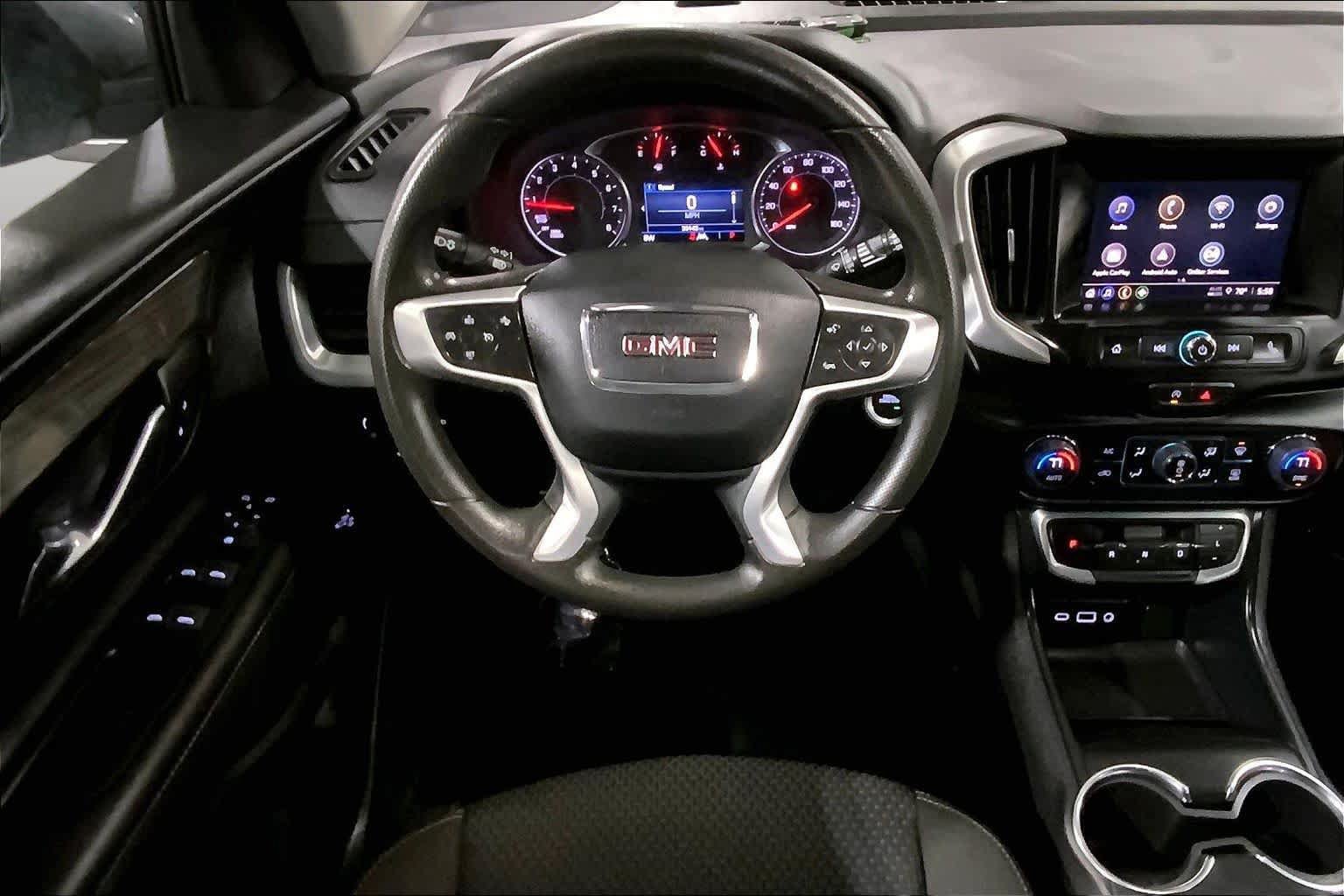 Used 2024 GMC Terrain SLE w/ Driver Convenience Package AWD/4WD image 6