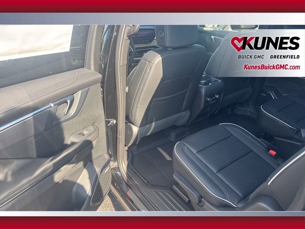 New 2026 Buick Enclave Sport Touring w/ Power Package image 37
