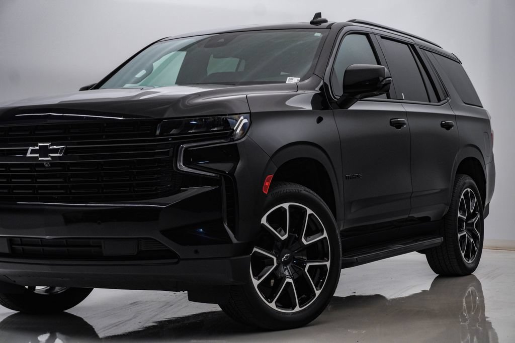 Used 2023 Chevrolet Tahoe RST AWD/4WD image 2