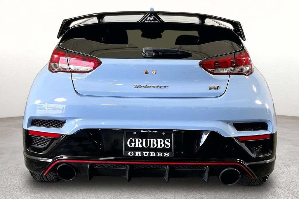 Used 2020 Hyundai Veloster N w/ Performance Package FWD image 5