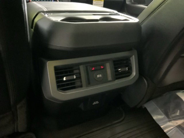 New 2025 Ford F250 Lariat w/ Lariat Ultimate Package image 34