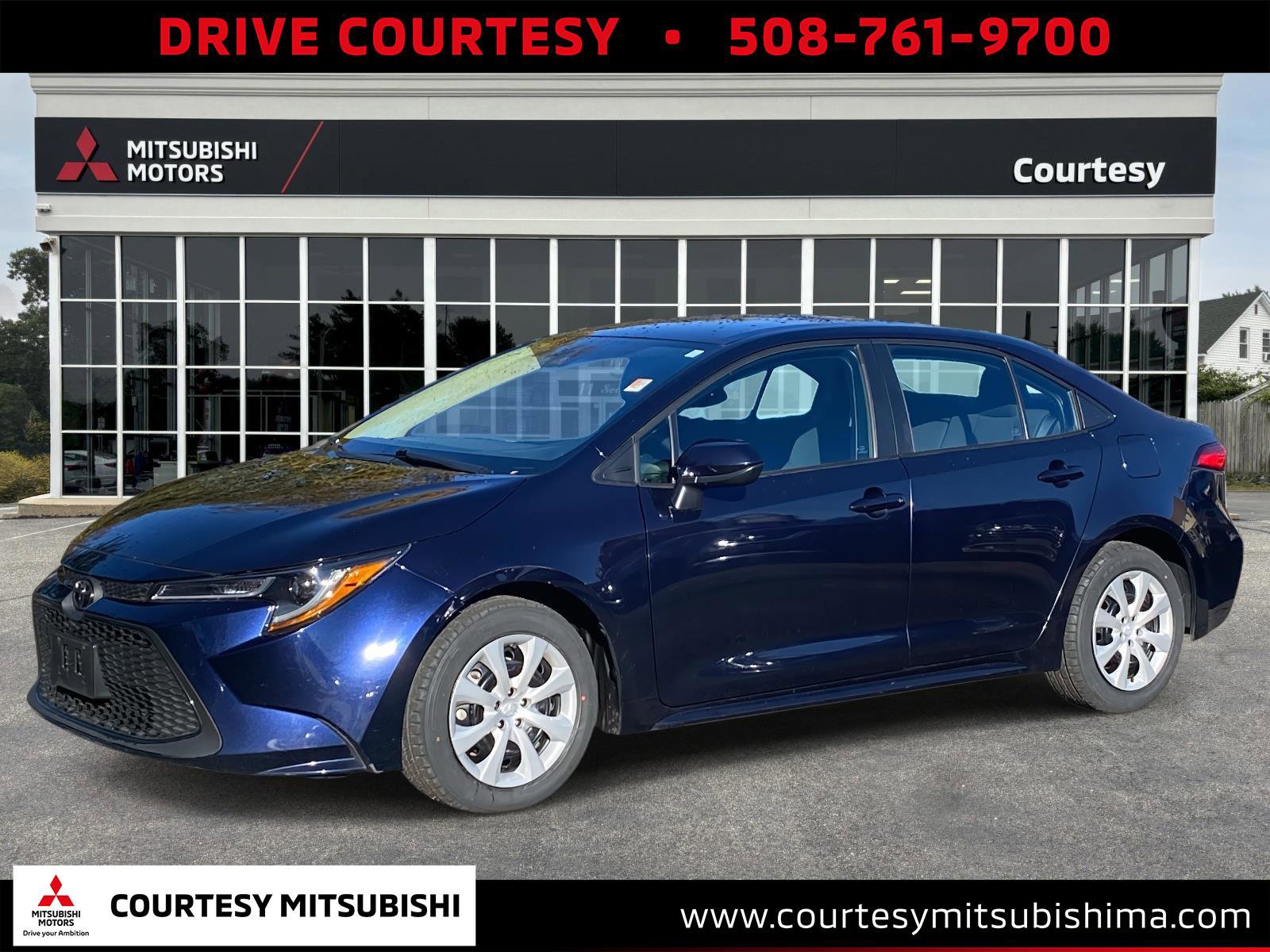 Used 2022 Toyota Corolla LE image 1