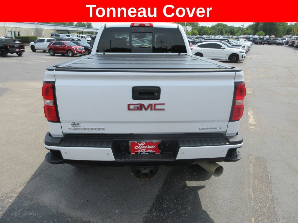 Used 2019 GMC Sierra 2500 Denali w/ Duramax Plus Package AWD/4WD image 9
