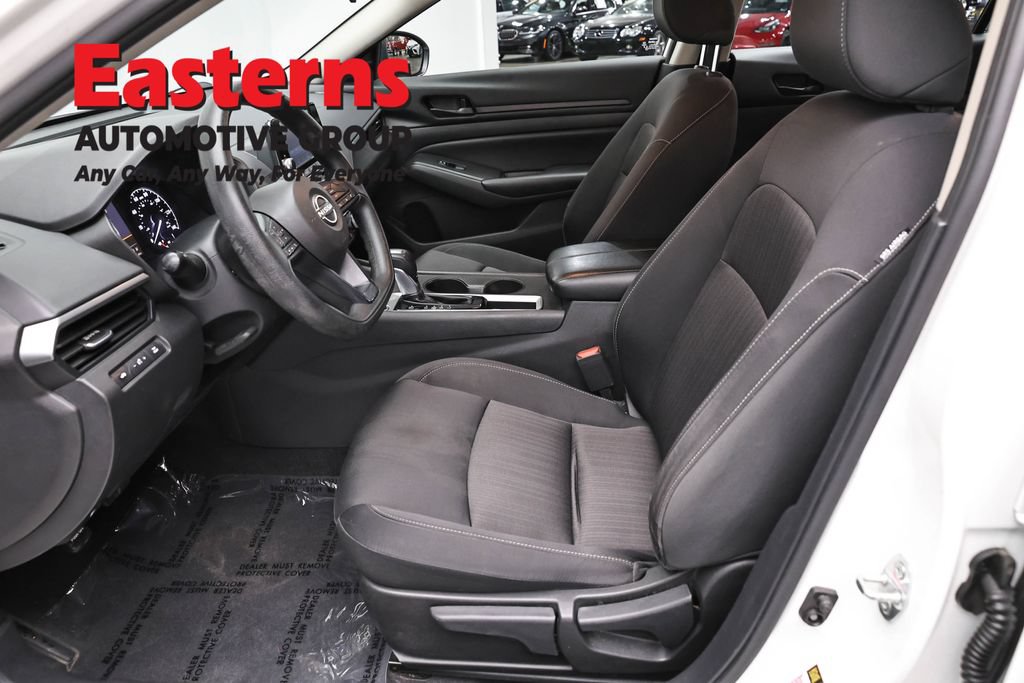 Used 2024 Nissan Altima 2.5 S FWD image 13