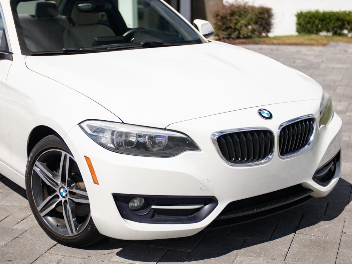 Used 2017 BMW 230i Coupe RWD image 3