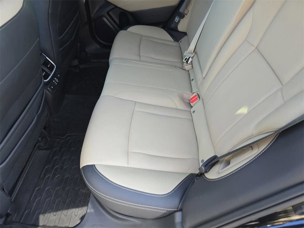 Used 2023 Subaru Outback Limited image 16