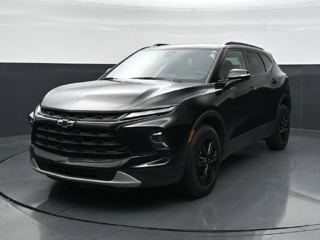 Used 2023 Chevrolet Blazer LT w/ Midnight/Sport Edition AWD/4WD image 5