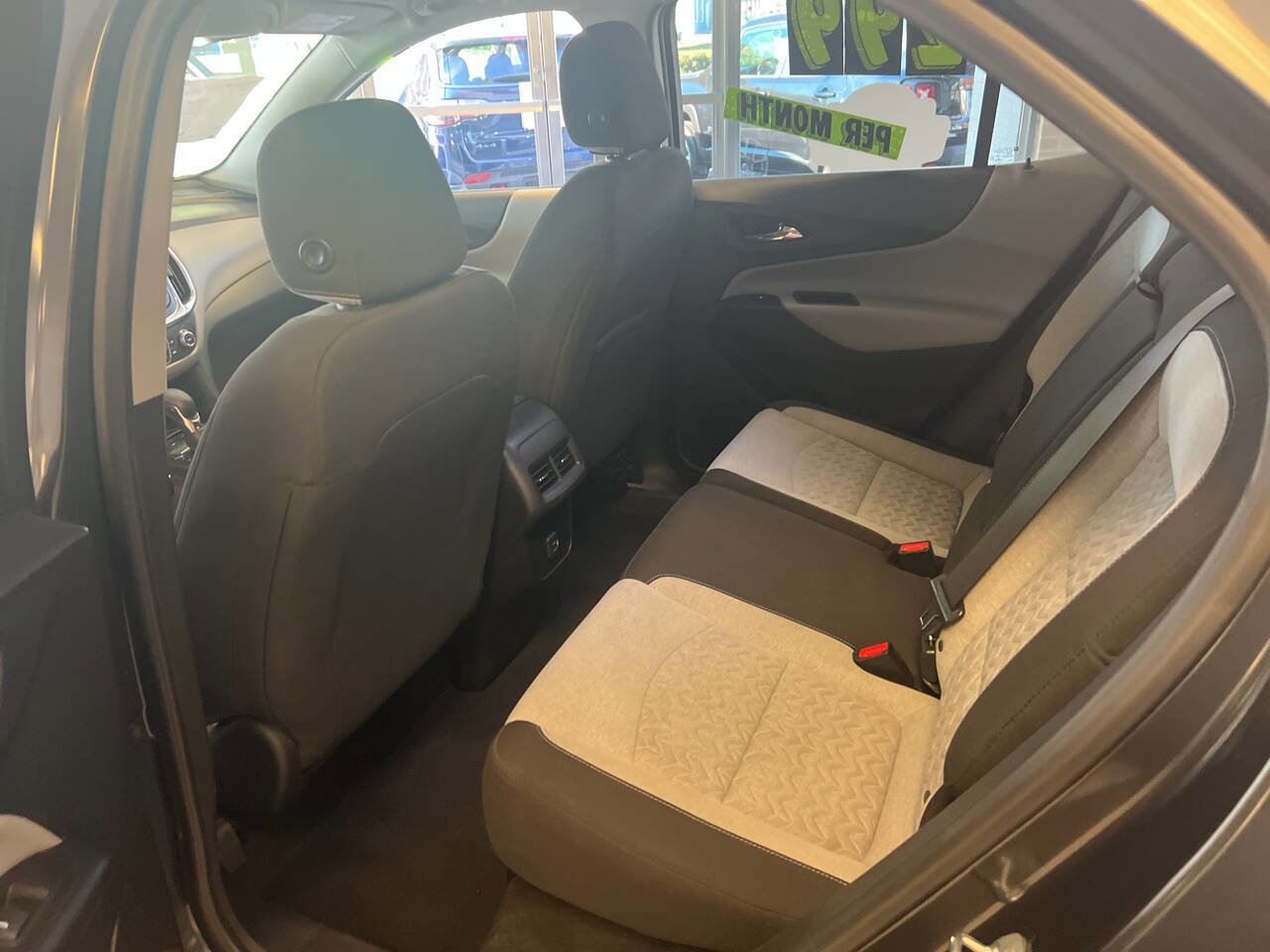 Used 2022 Chevrolet Equinox LS image 39