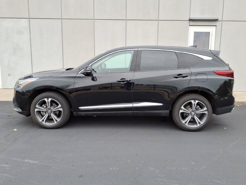Used 2023 Acura RDX w/ Advance Package AWD/4WD image 3