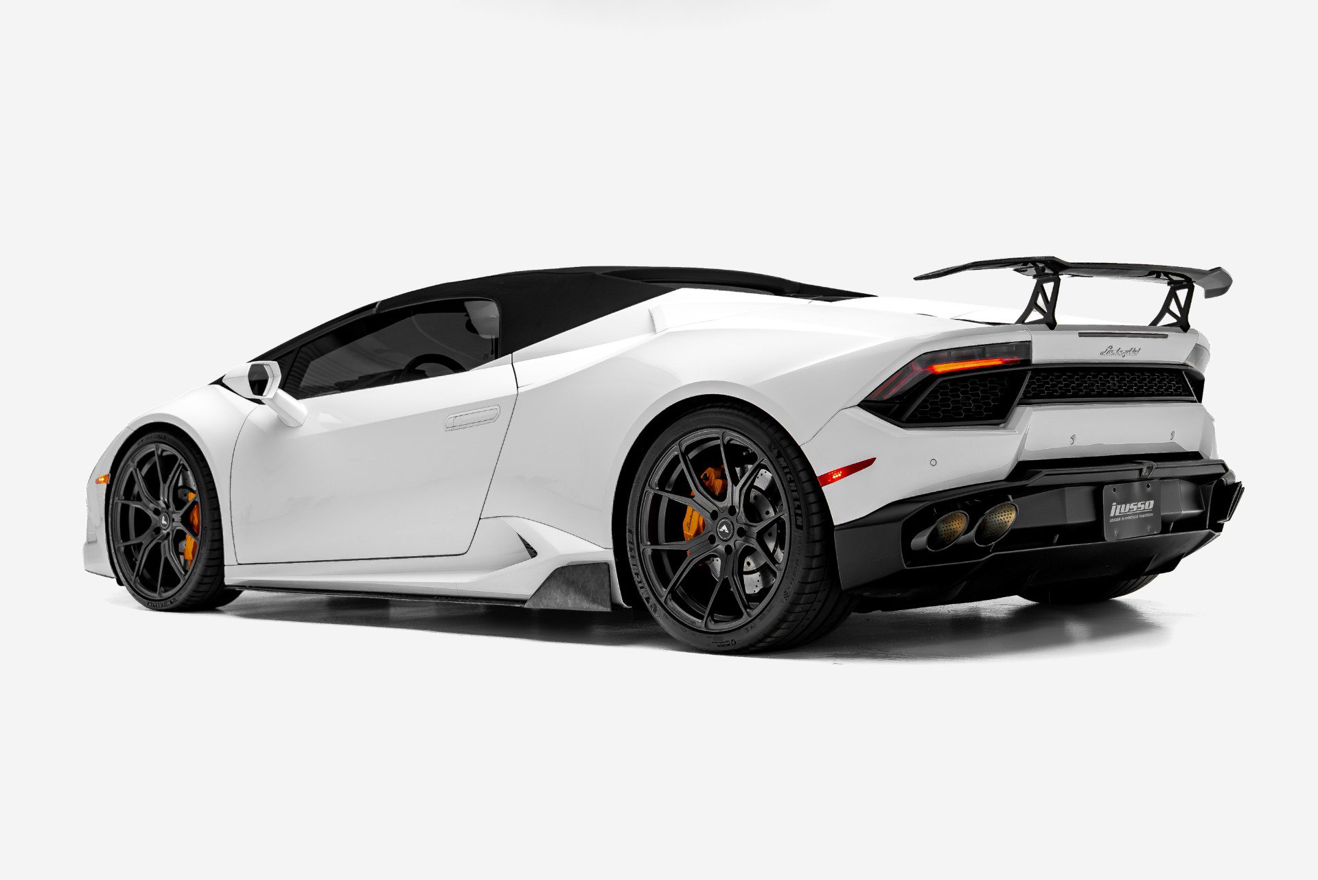 Used 2017 Lamborghini Huracan LP 580-2 RWD image 8