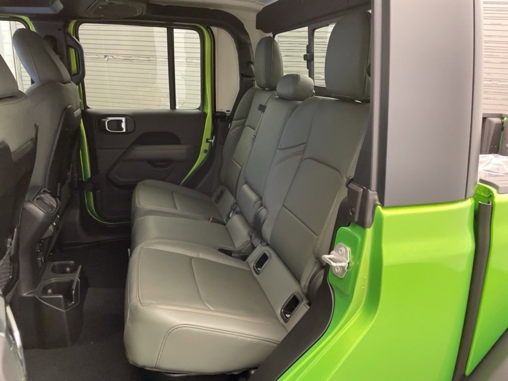 New 2025 Jeep Gladiator Rubicon w/ Convenience Group image 14
