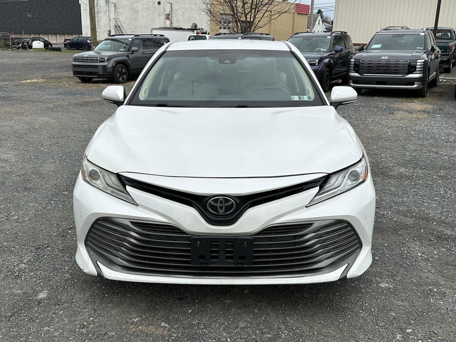 Used 2018 Toyota Camry XLE w/ Audio Package image 3