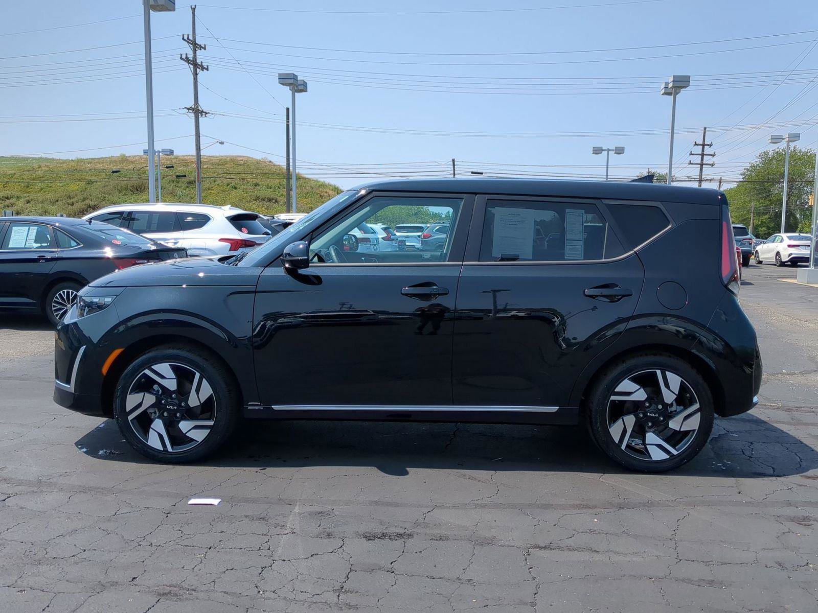 Used 2025 Kia Soul GT-Line image 3