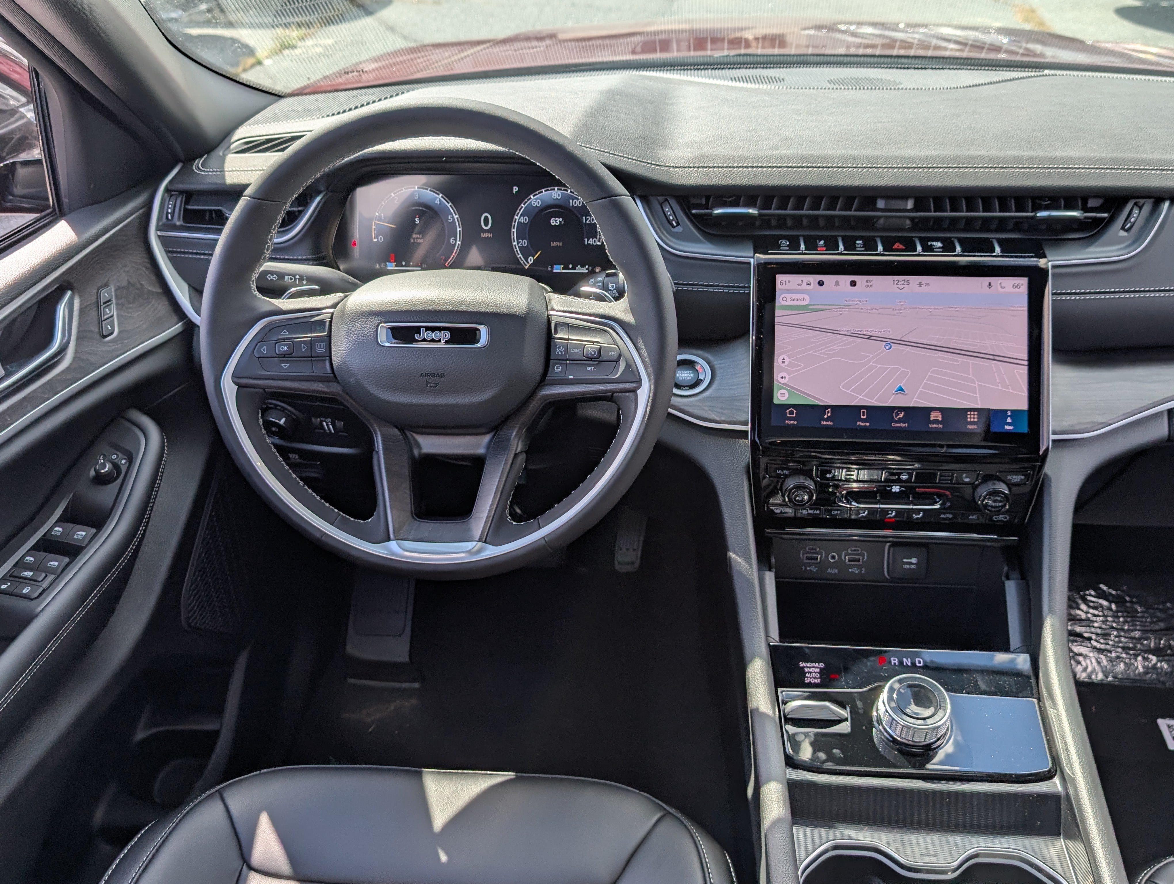 New 2025 Jeep Grand Cherokee Limited AWD/4WD image 17