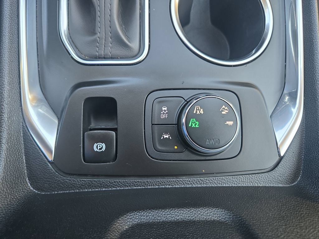 Used 2021 Chevrolet Traverse LT w/ LPO, Floor Liner Package AWD/4WD image 33