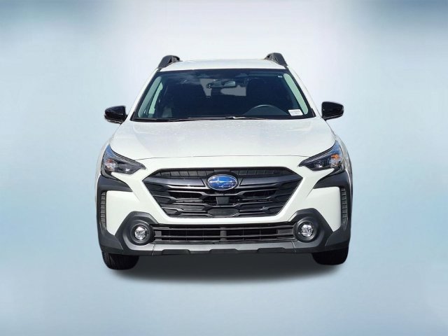 Used 2025 Subaru Outback Premium AWD/4WD image 3