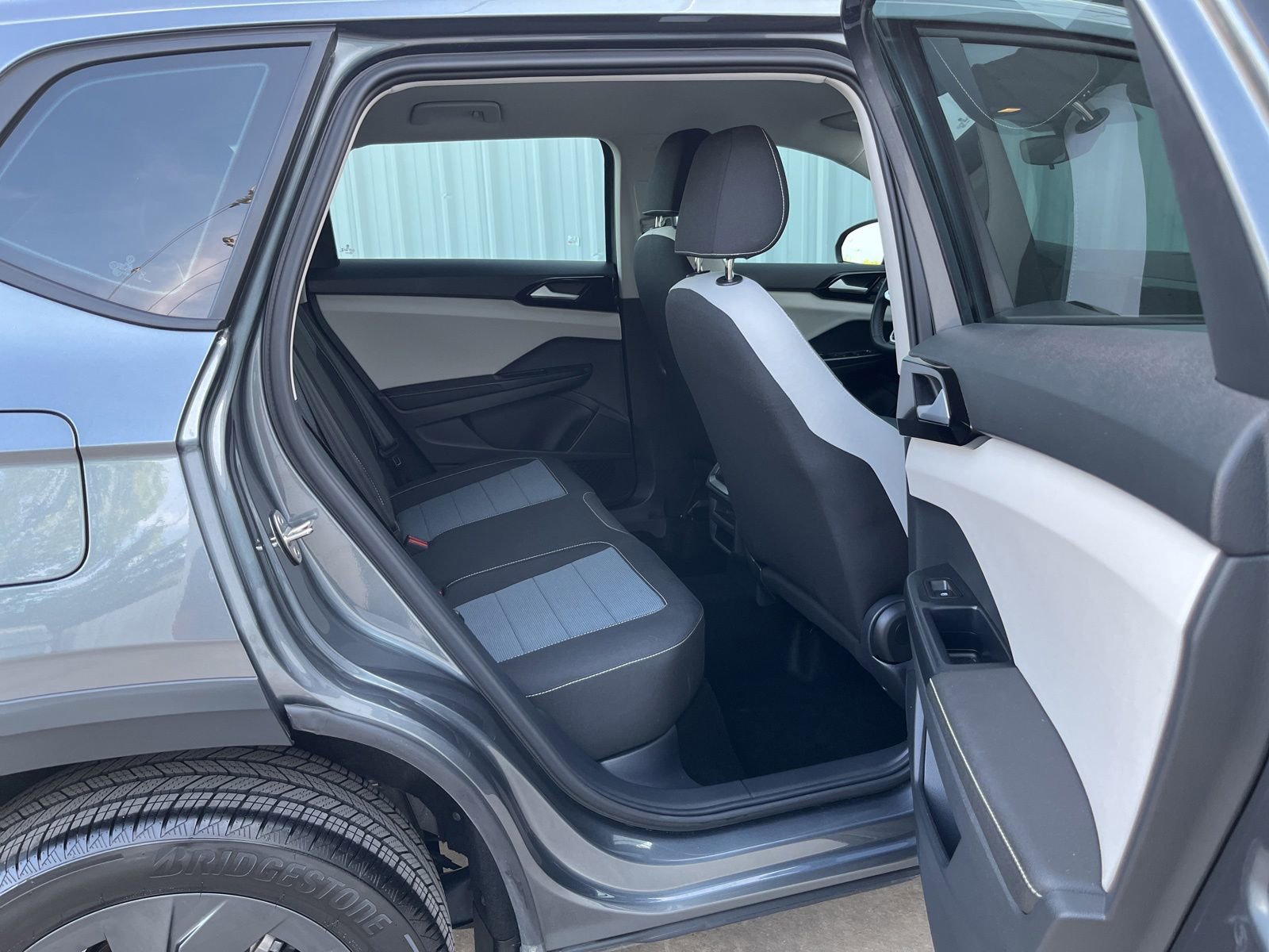Used 2025 Volkswagen Taos S FWD image 9