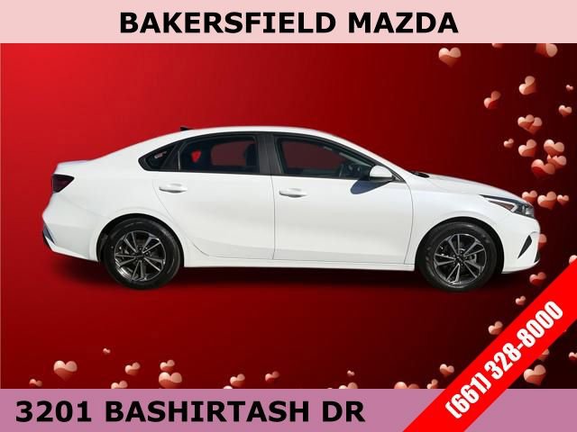 Used 2024 Kia Forte LXS image 6